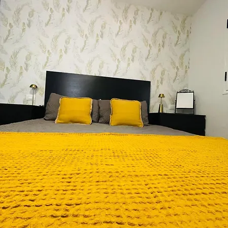 Piso Familiar Centrico Campillo Semesterbostad *