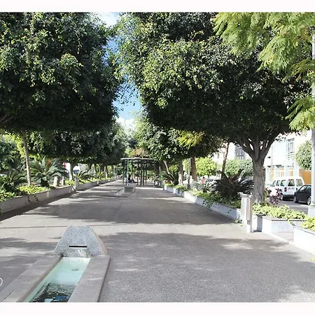 Piso Familiar Centrico Campillo بيت للعطل