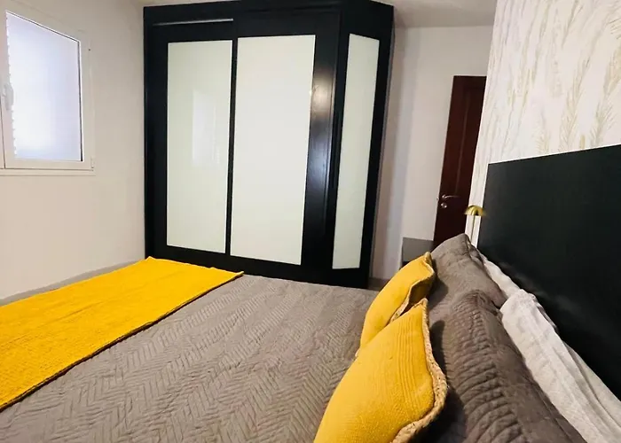 Piso Familiar Centrico Campillo Сasa de vacaciones Telde