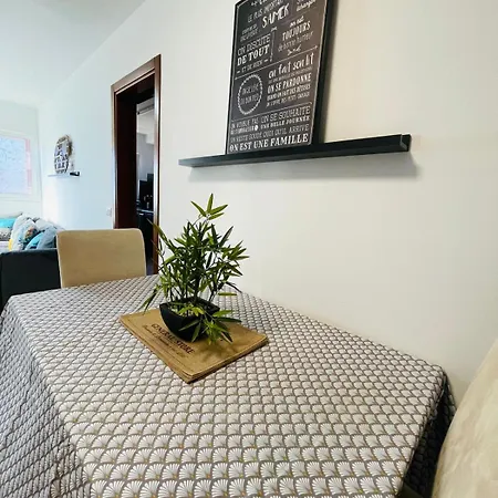 Holiday home Piso Familiar Centrico Campillo *