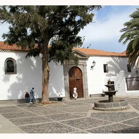 Holiday home Piso Familiar Centrico Campillo