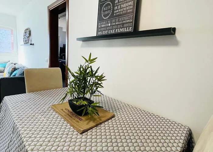 Nyaraló Piso Familiar Centrico Campillo *